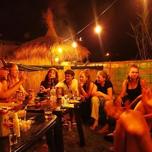  Auberge de jeunesse Pinegroove Albanie